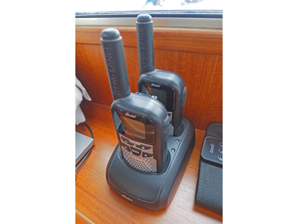  Navigation and electronics